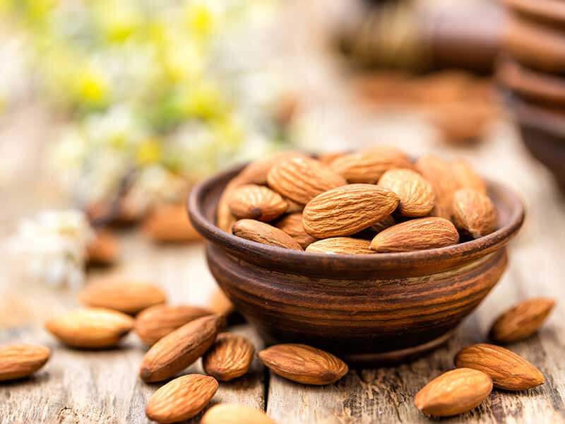 Which is the best routes for eating almonds